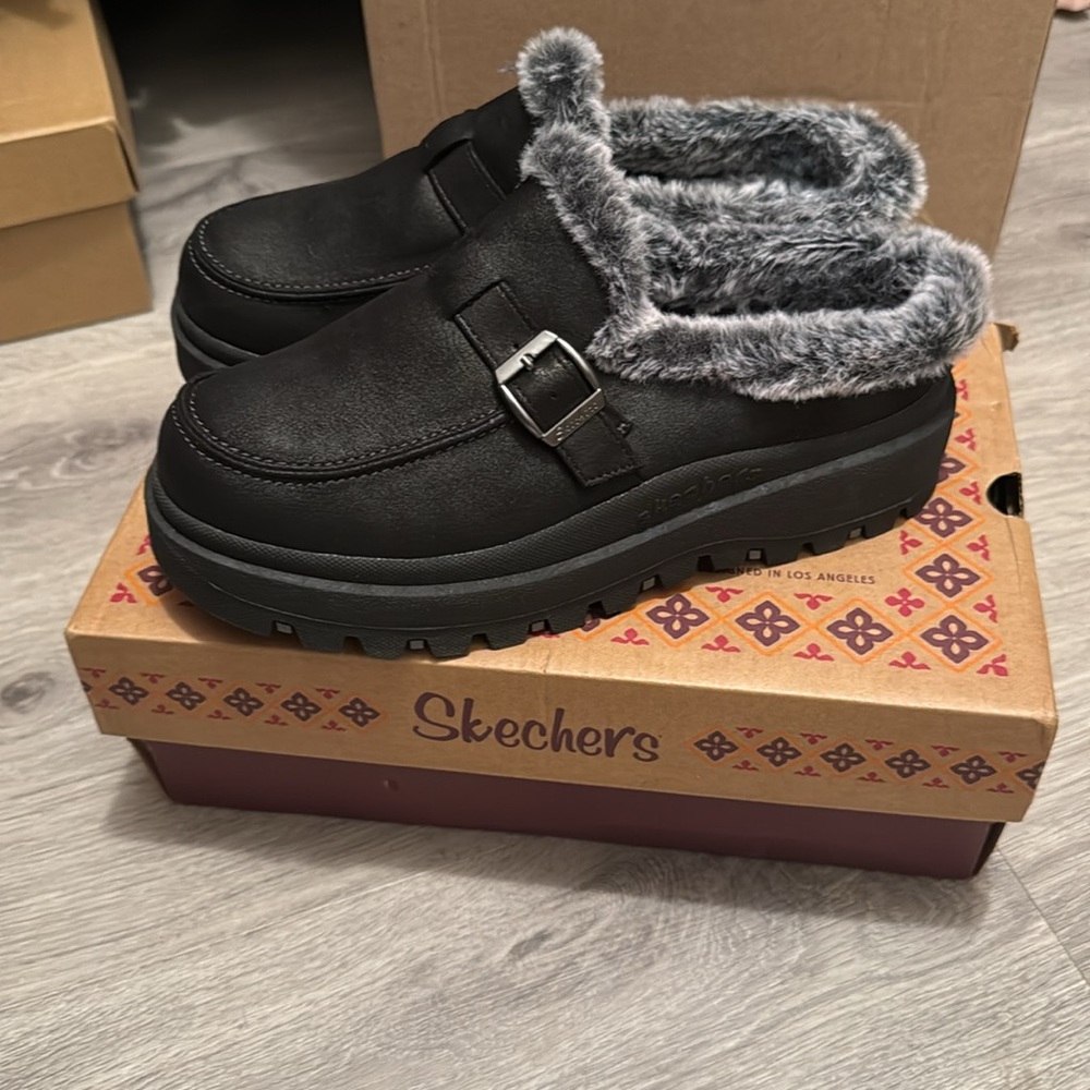 Skechers Forever Retro slip on shoes